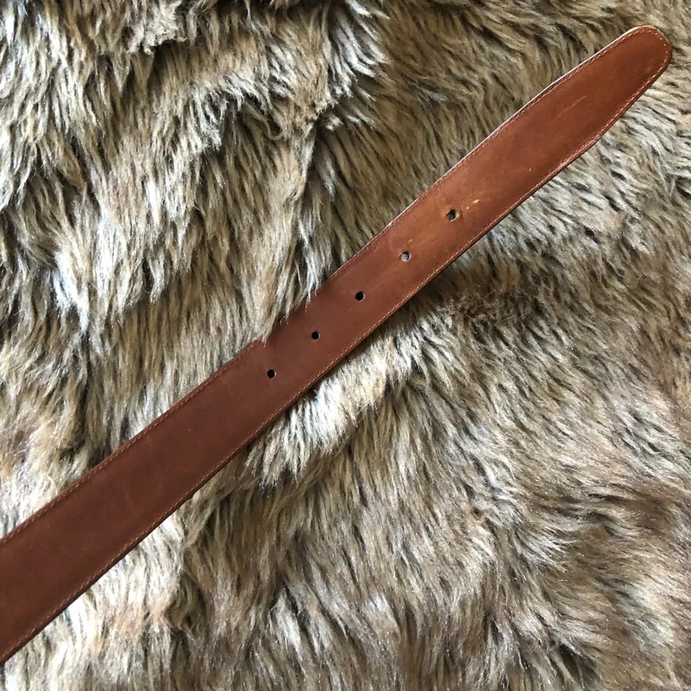 Coach reddish brown polished cowhide leather belt 42x105 cm